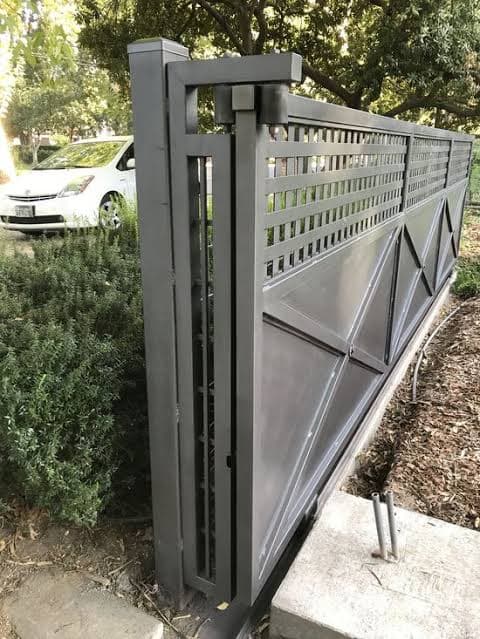 MS Grill / Gates – 10